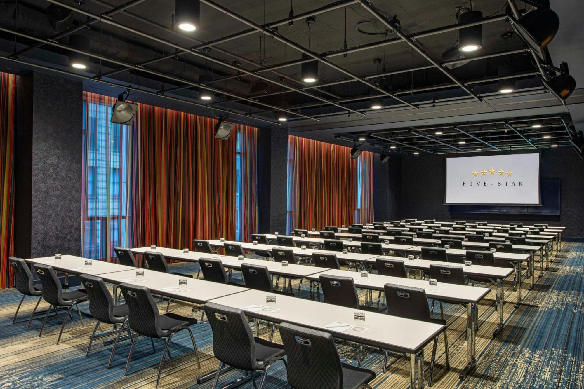 Element Philadelphia Downtown Hotel Exterior photo
